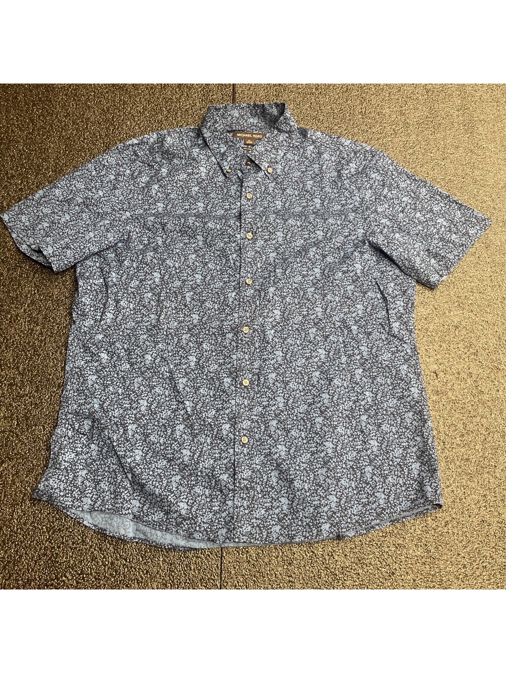 Michael Kors Button Up Short Sleeve Men's Shirt Blue Floral Size XL Trim Stretch